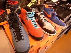 入荷 入荷