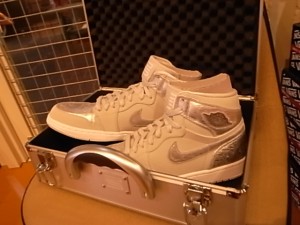 ナイキ AIR JORDAN1 RETRO HIGH 396009-001