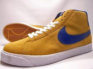 ナイキ BLAZER SB 310801-741