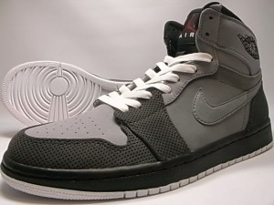 ナイキ AIR JORDAN1 RETRO HIGH 332550-004